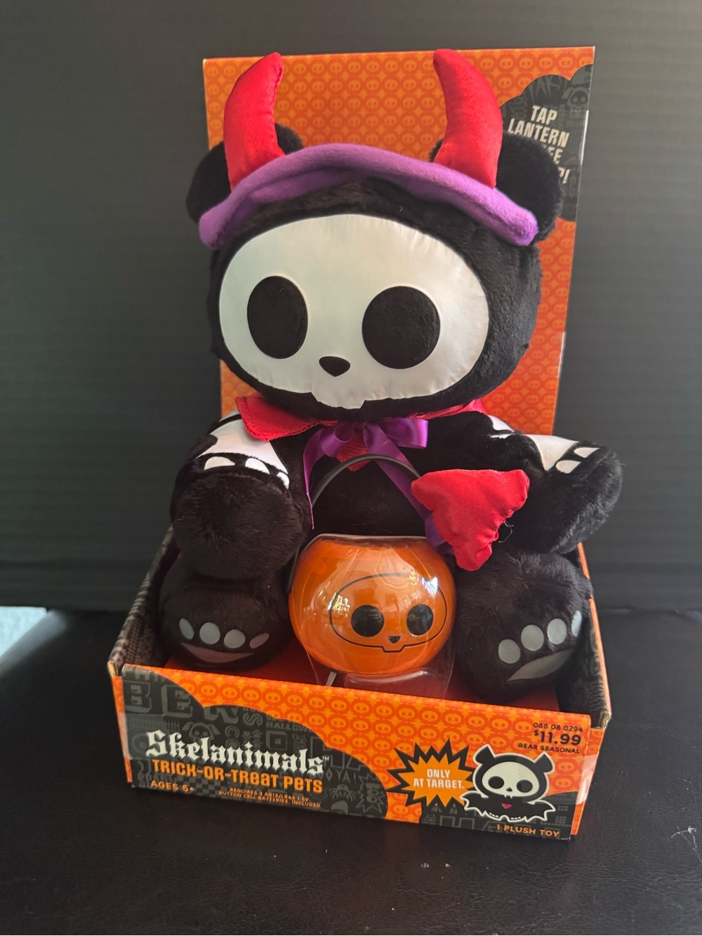 BNIB Skelanimals Halloween Plush Trick-or-Treat Pet with Pumpkin